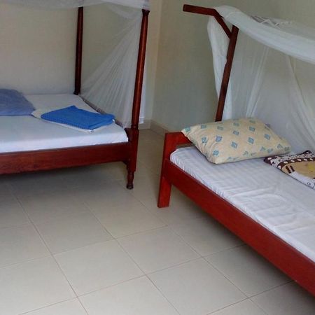 Fort Portal Knowledge For Change House酒店 外观 照片