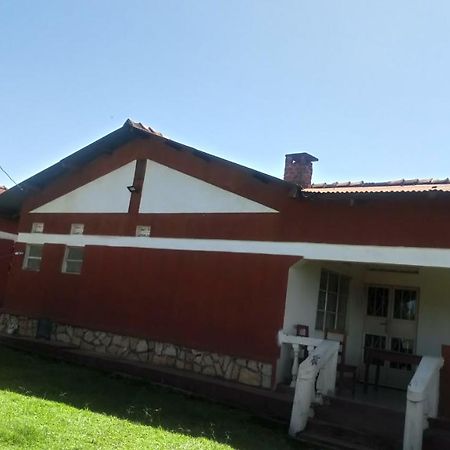 Fort Portal Knowledge For Change House酒店 外观 照片